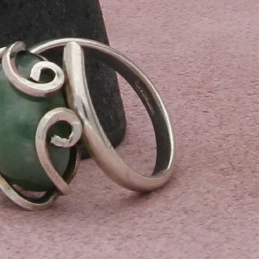 sterling silver vintage aventurine scroll ring size 5 - Picture 3 of 3